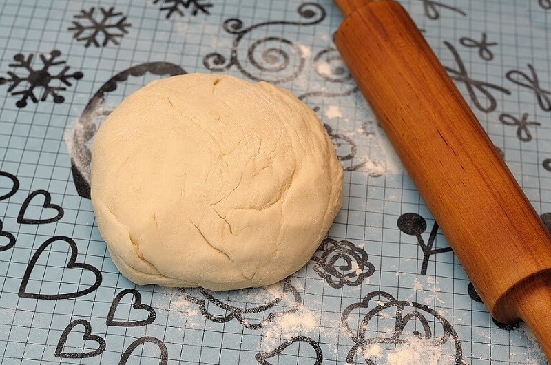 Приготовление - Как приготовить хрустящие сырные лепешки на сковороде - Шаг 2