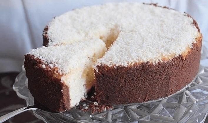 Кокосовый чизкейк с ананасами и шоколадным печеньем