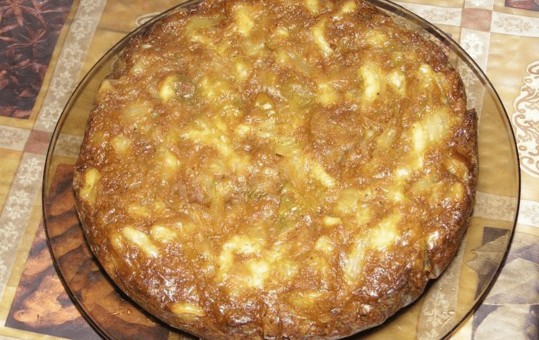 Вкусная и сытная шарлотка с капустой в духовке: пошаговый рецепт