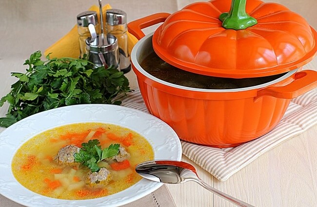 Приготовление - Суп с фрикадельками: как приготовить идеальный суп - Шаг 12