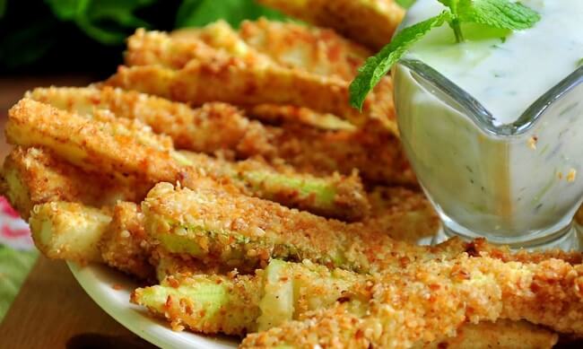 Приготовление - Закуска из цукини в панировке: быстро и вкусно - Шаг 9