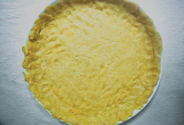 Приготовление - Открытый домашний пирог с козьим сыром и помидорами черри - Шаг 3