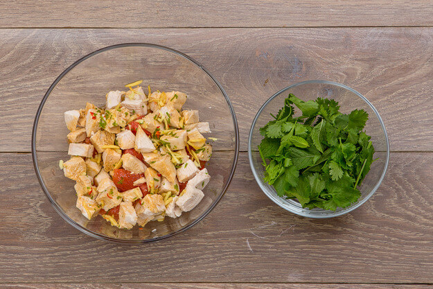 Приготовление - Быстрый тайский салат с курицей и грейпфрутом - Шаг 6