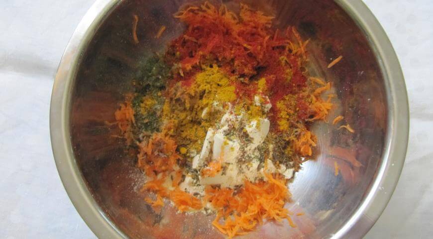 Приготовление - Как приготовить вкусную постную гороховую лепешку с морковкой - Шаг 3
