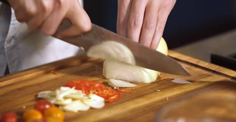 Приготовление - Как приготовить настоящую итальянскую пасту с сыром и базиликом - Шаг 2