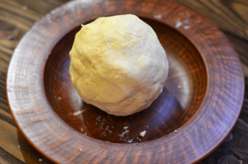 Приготовление - Рецепт приготовления необычного сырного печенья - Шаг 2