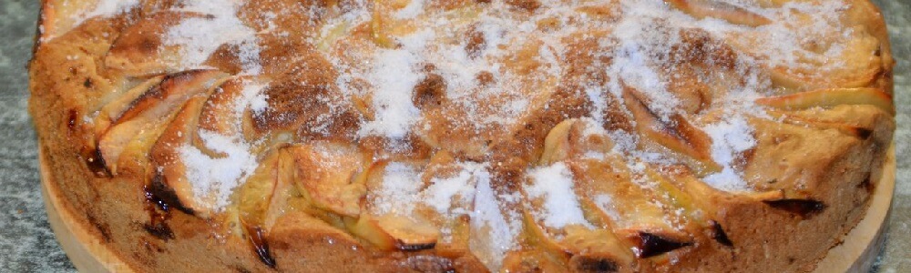 рецепт шарлотки с яблоками на сметане
