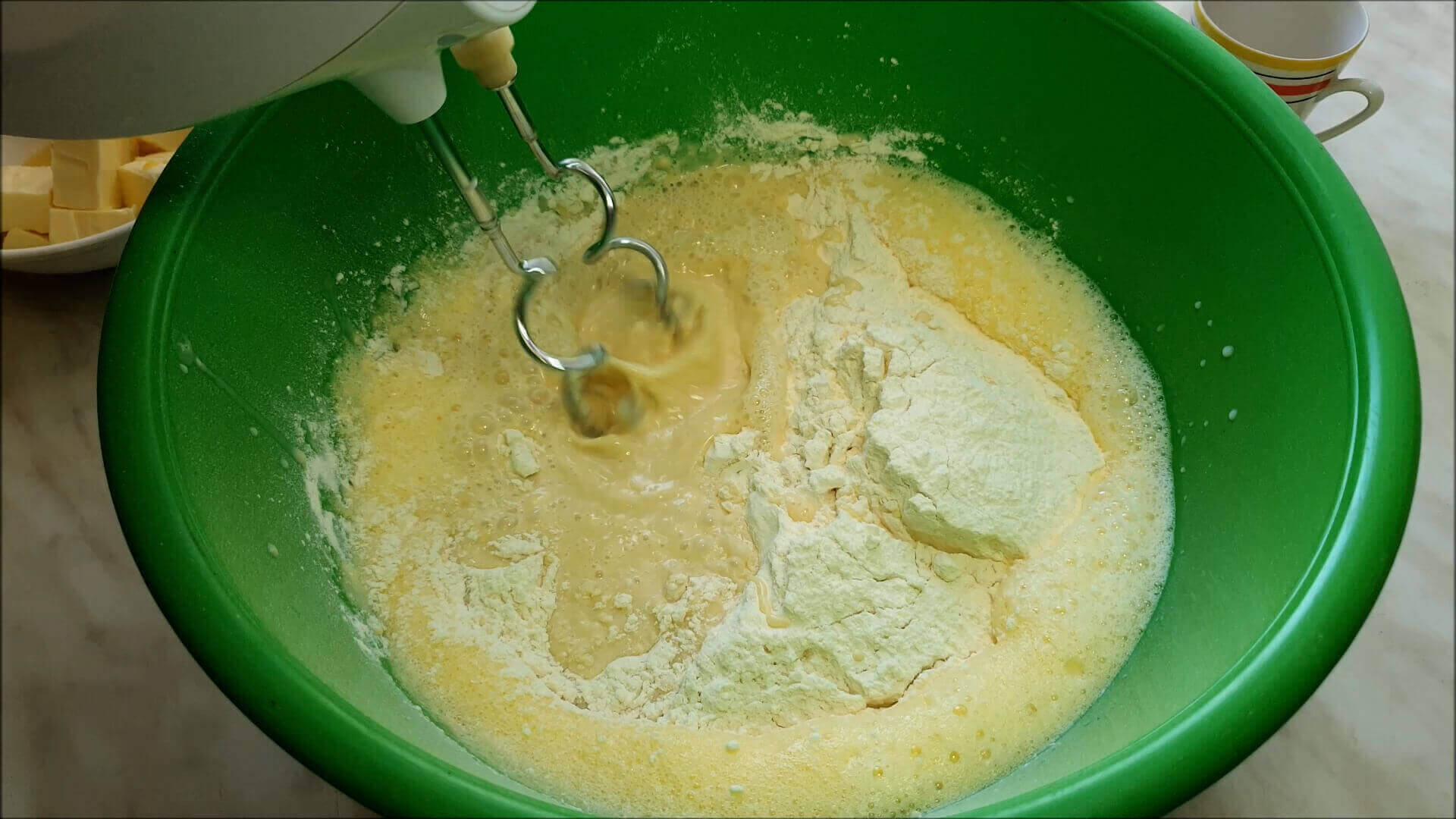 Как сделать тесто для булочек Бриошь