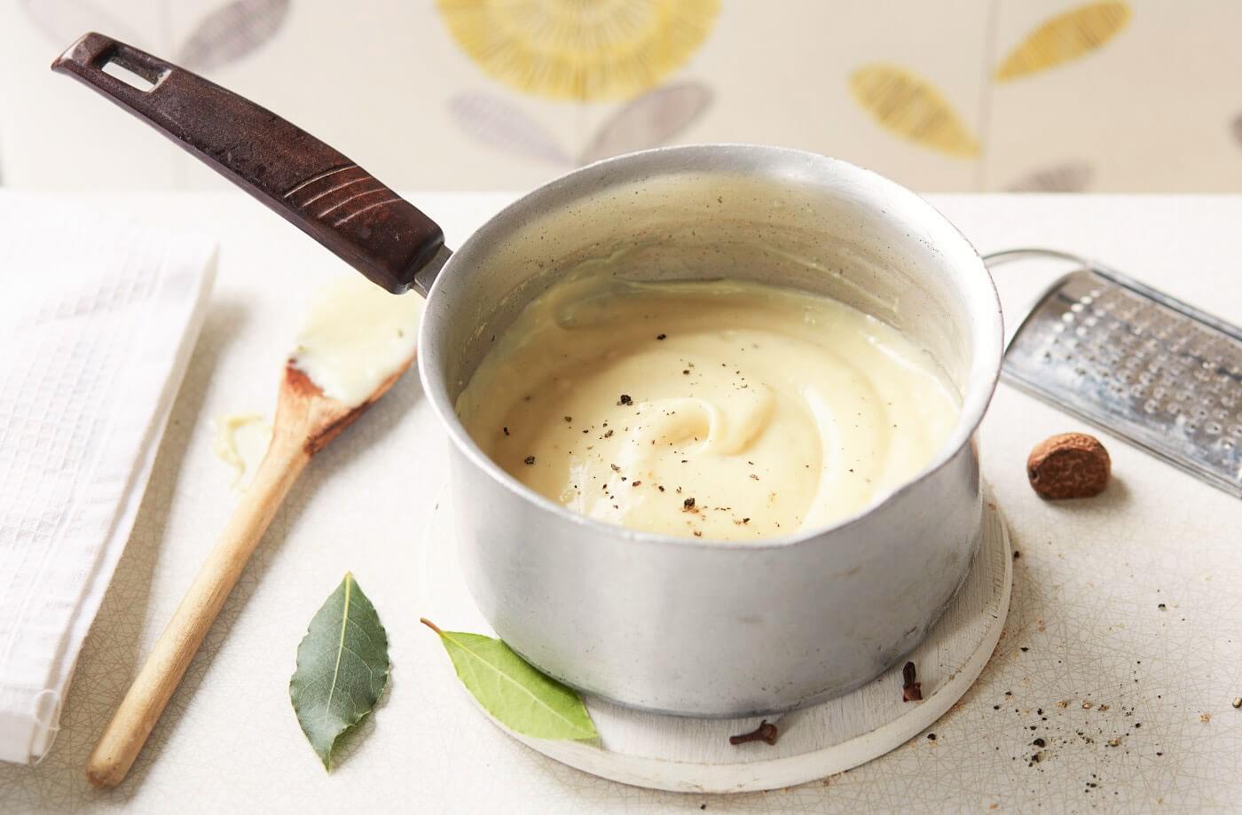 Как приготовить соус Бешамель рецепт и советы для идеального соуса Как приготовить соус «Бешамель»: рецепт и советы