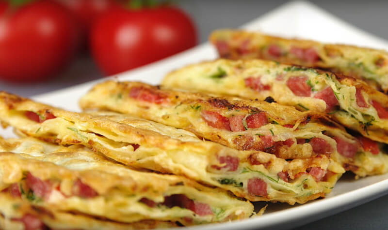 Потрясающая закуска из лаваша в домашних условиях!