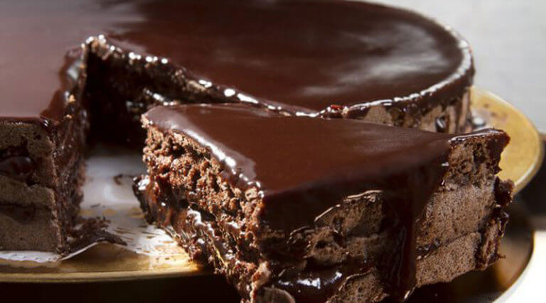 Как легко приготовить идеальный шоколадный торт: пошаговый рецепт