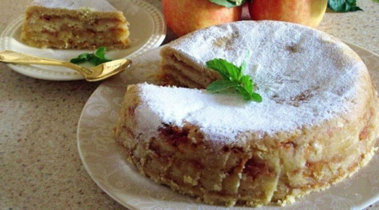Как приготовить настоящий болгарский пирог с яблоками
