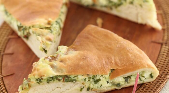 Как приготовить настоящий осетинский пирог с сыром и зеленью
