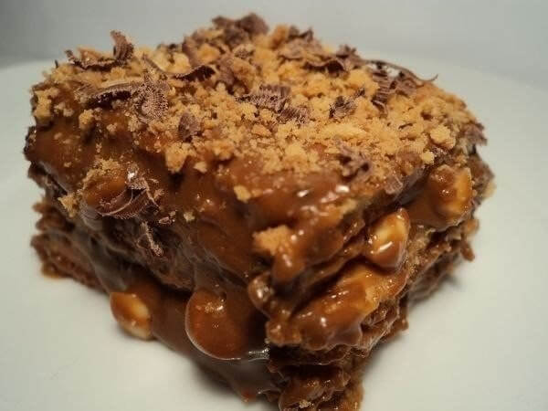 Как приготовить нежный торт со сгущенкой «Сладкая фантазия»