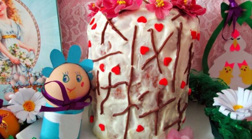 Очень вкусный ванильный кулич с сухофруктами