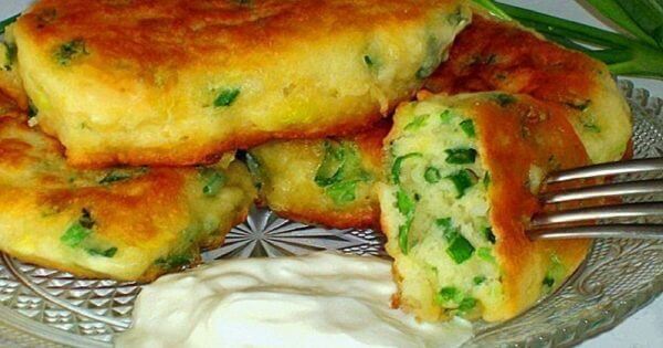 Самые вкусные ленивые пирожки с яйцом и зеленым луком всего за 10 минут!