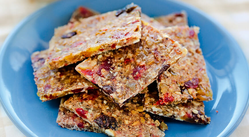 Вкусные энергетические батончики из сухофруктов