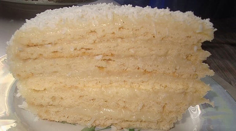 Изысканный торт «Рафаэлло»: вкуснейший десерт!