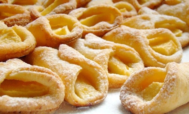 Низкокалорийные творожные печенья с яблоками