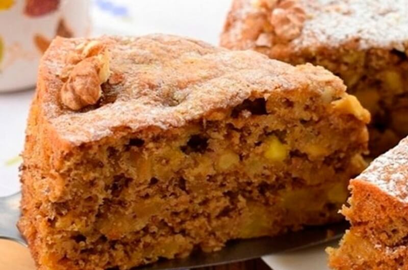 Рецепт ароматного яблочного пирога «Рассвет» с орехами