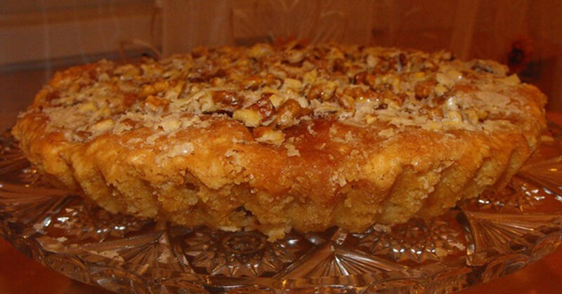Рецепт пирога с яблоками и орехами