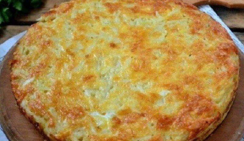 Сытная запеканка из картофеля и твёрдого сыра Сытная запеканка из картофеля и твёрдого сыра